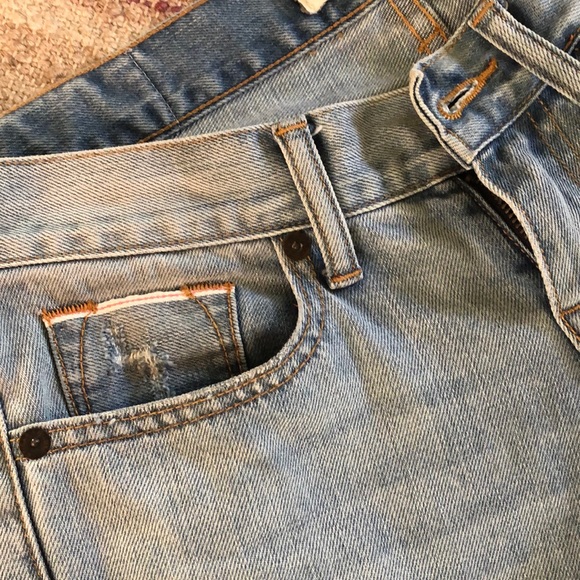 Artisan Deluxe distressed denim - Picture 4 of 4